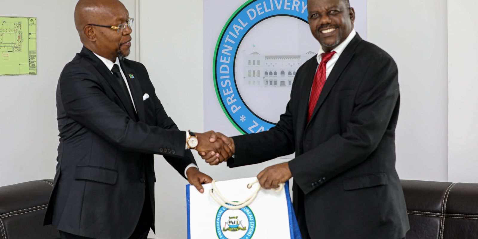 ZPDB walitembelewa na Mwanadiplomasia na Balozi wa Tanzania nchini Uswidi (Sweden), Mhe. Mobhare Matinyi.